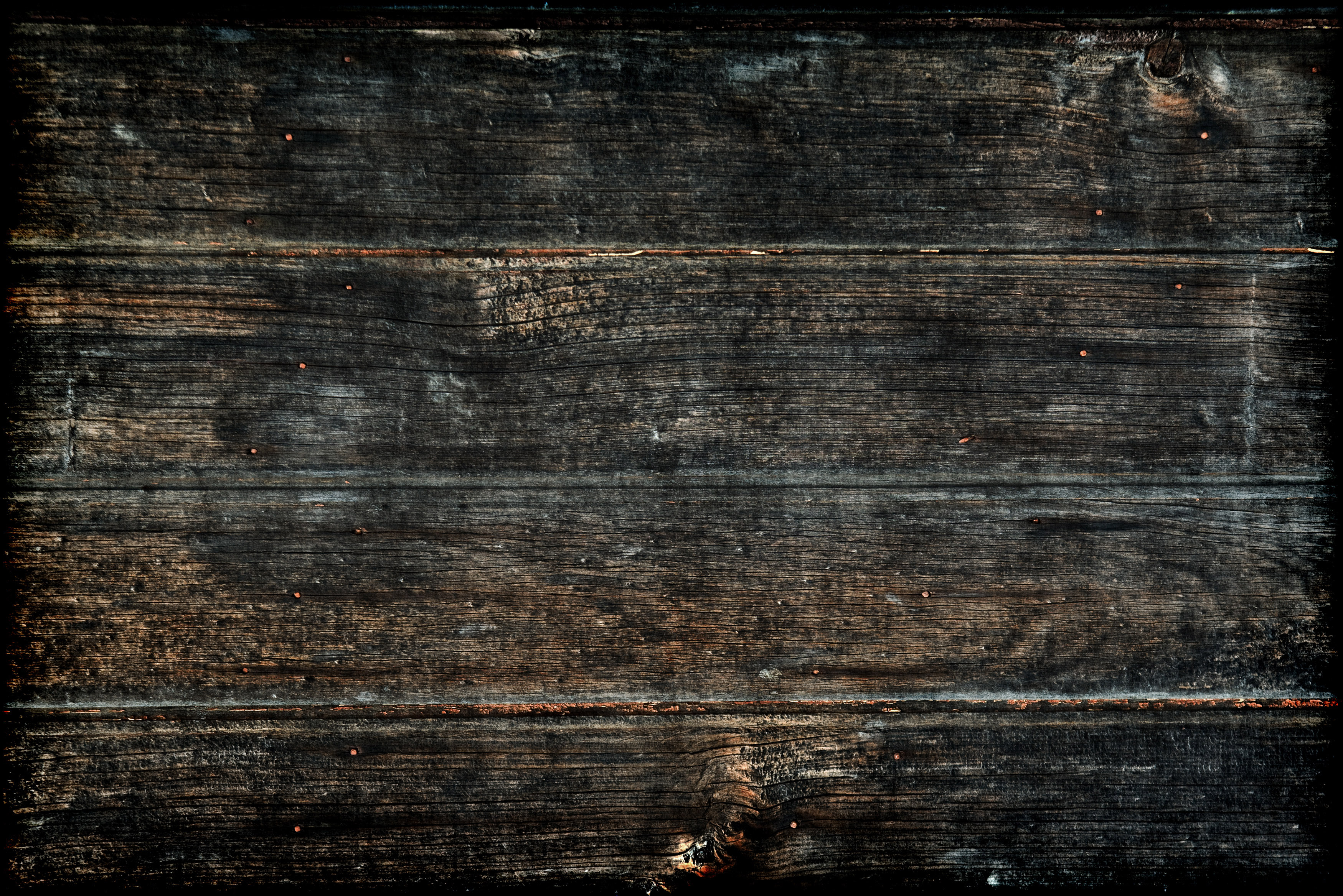 Real wall customization option, dark wood